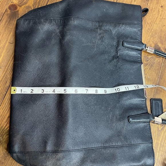 Coach Madison Saffiano East/West Bond Tote black leather bag - Picture 11 of 13